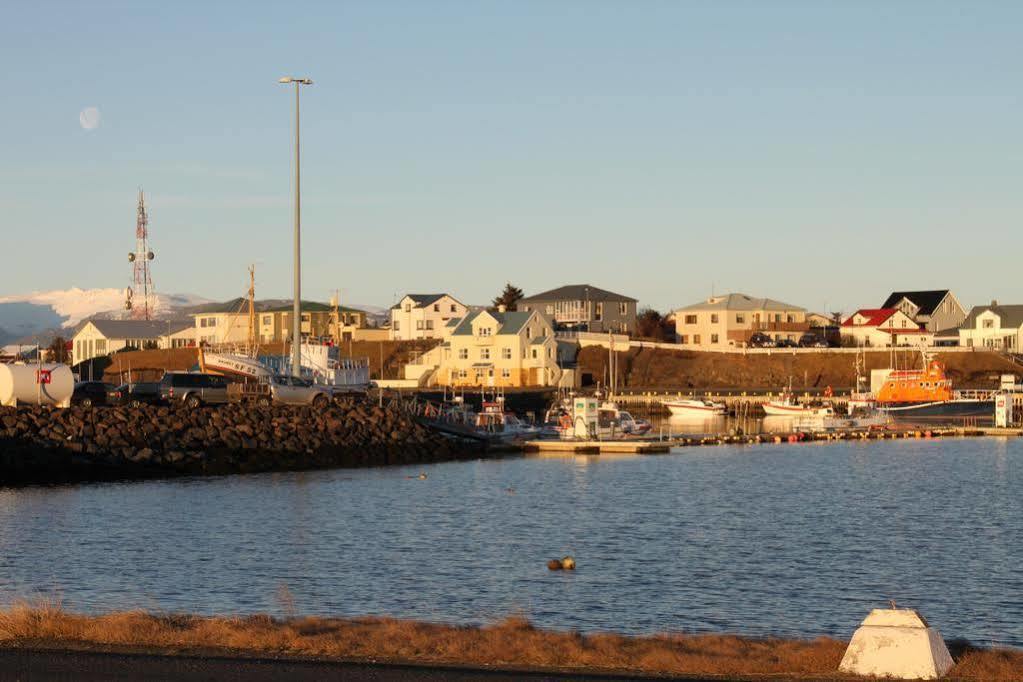 Hvammur Apartments By The Harbour Hofn Exterior photo